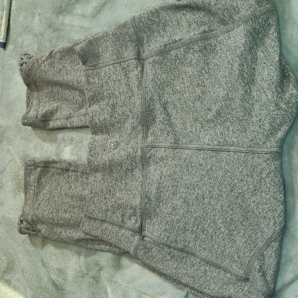 LULULEMON LEGGINGS - Picture 2 of 4